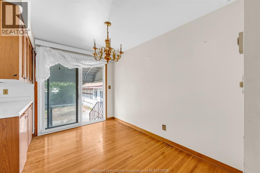 2383 WOODLAWN - 21