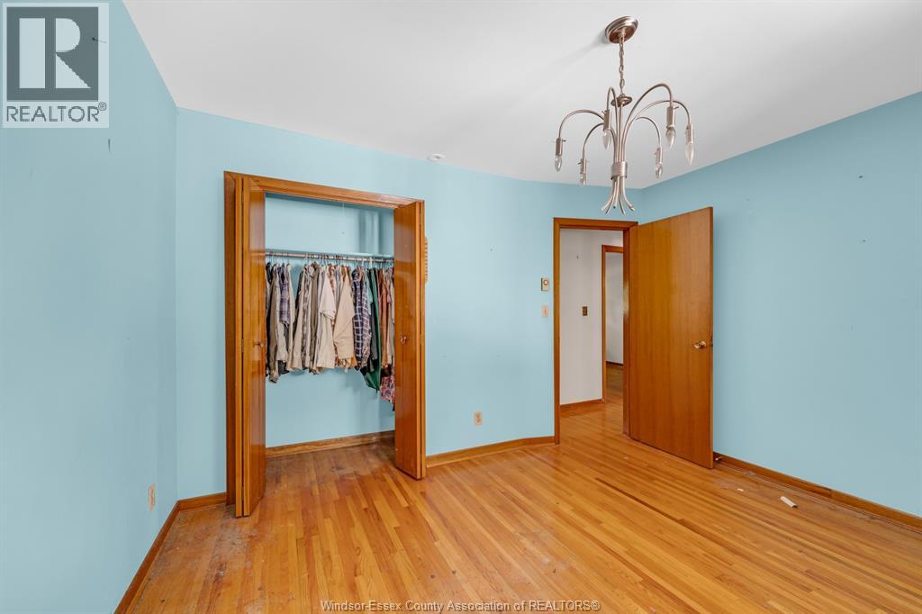 2383 WOODLAWN - 27