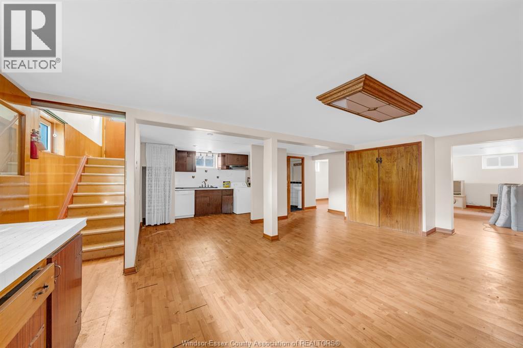 2383 WOODLAWN - 35