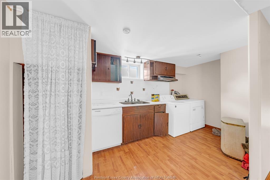 2383 WOODLAWN - 36
