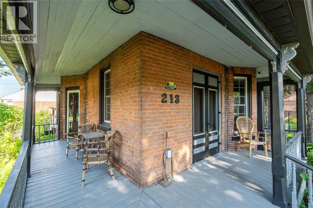 213 VIDAL STREET South - Image 39