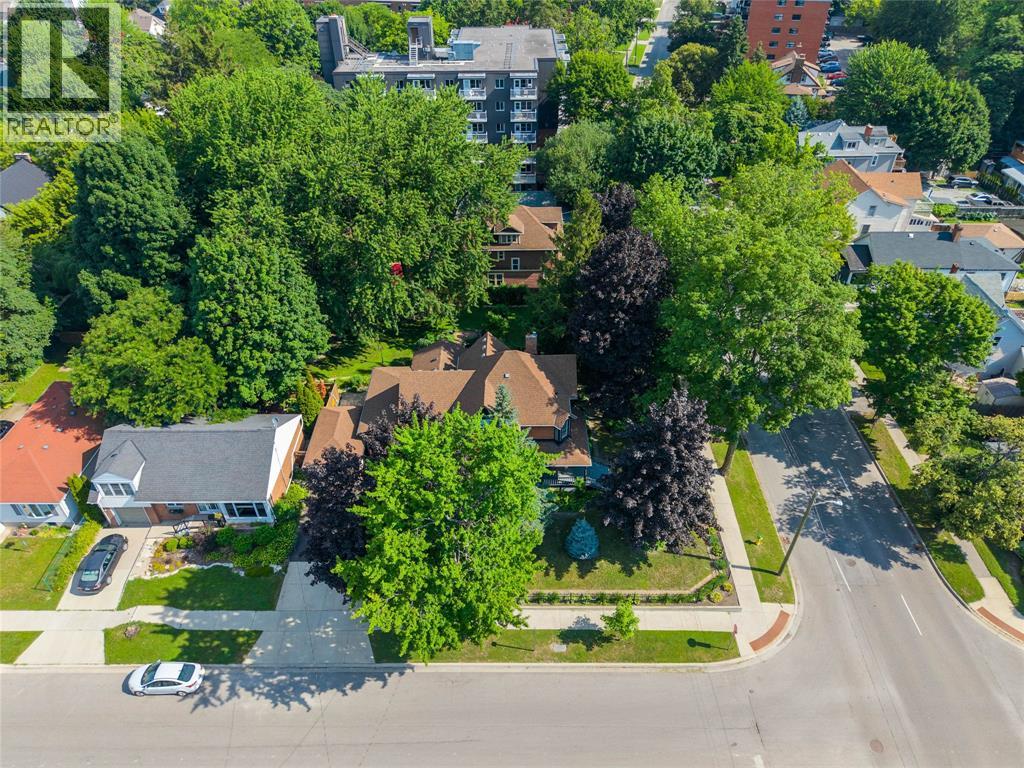213 VIDAL STREET South - Image 46
