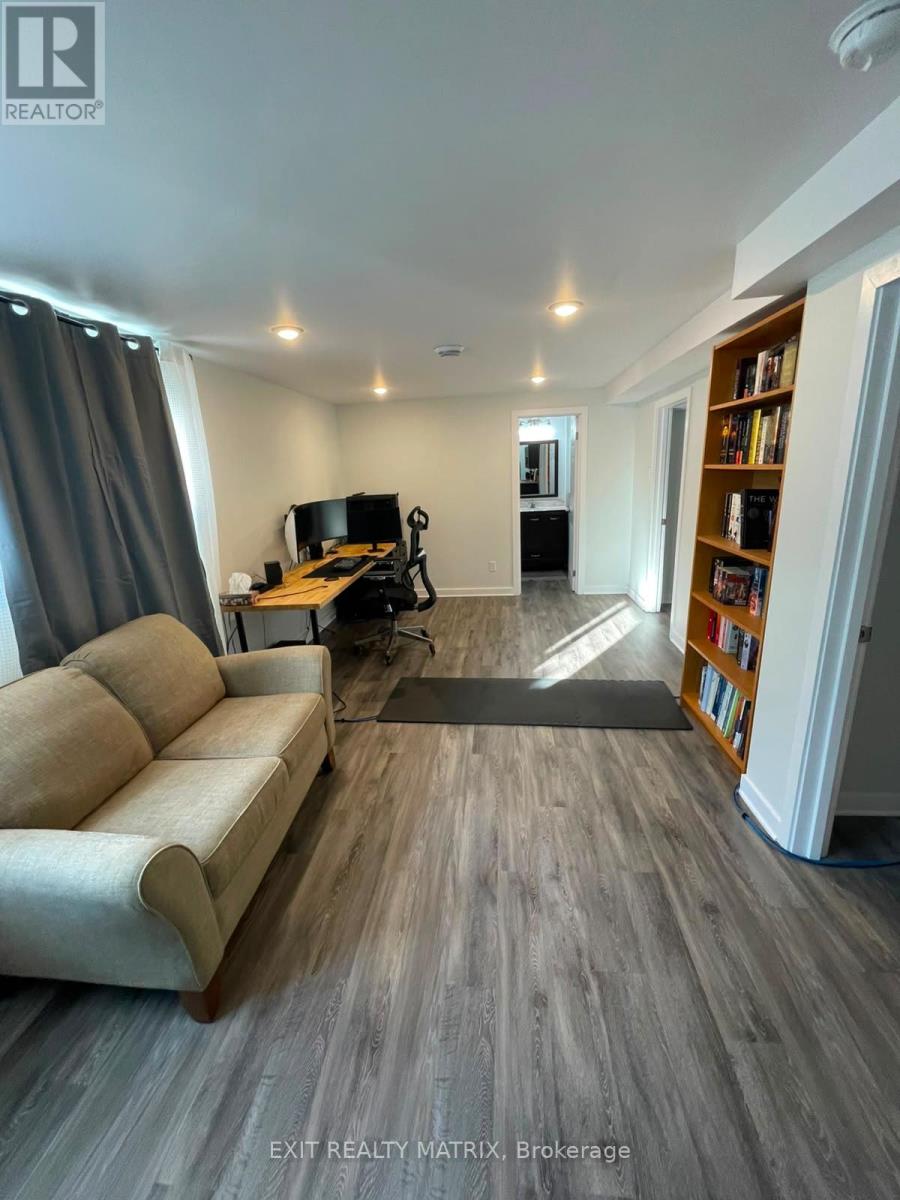 Condos for Rent in Ottawa – B – 1557 BELCOURT BOULEVARD, Ottawa – By Peter Sagos - Image 21