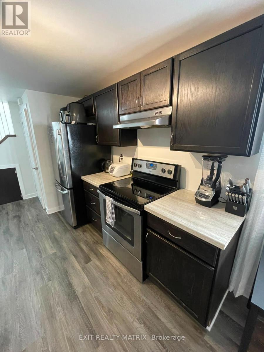 Condos for Rent in Ottawa – B – 1557 BELCOURT BOULEVARD, Ottawa – By Peter Sagos - Image 12
