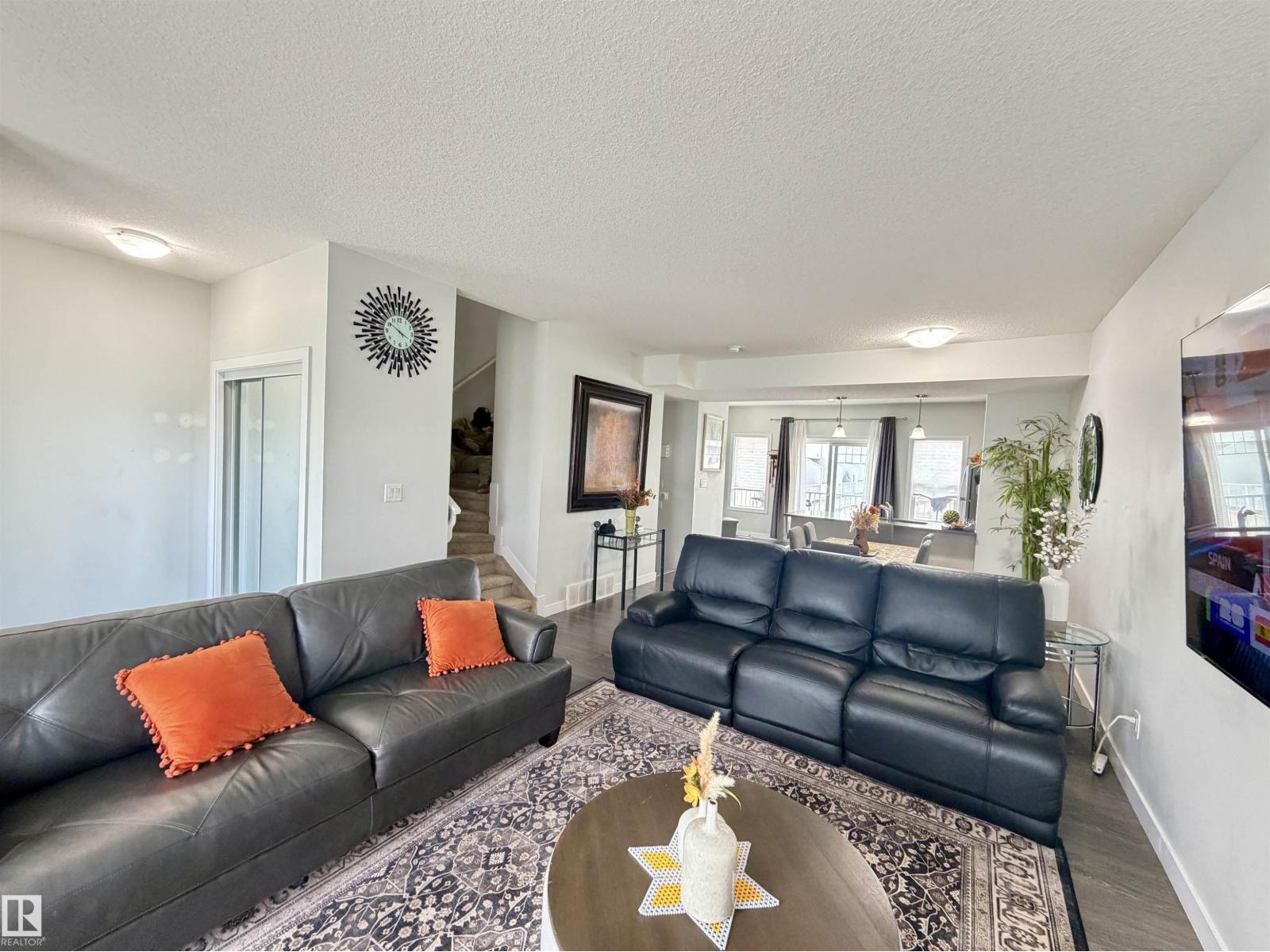 #29 723 172 ST SW - 7