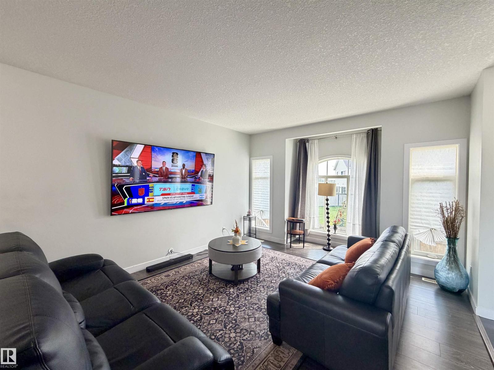 #29 723 172 ST SW - 5