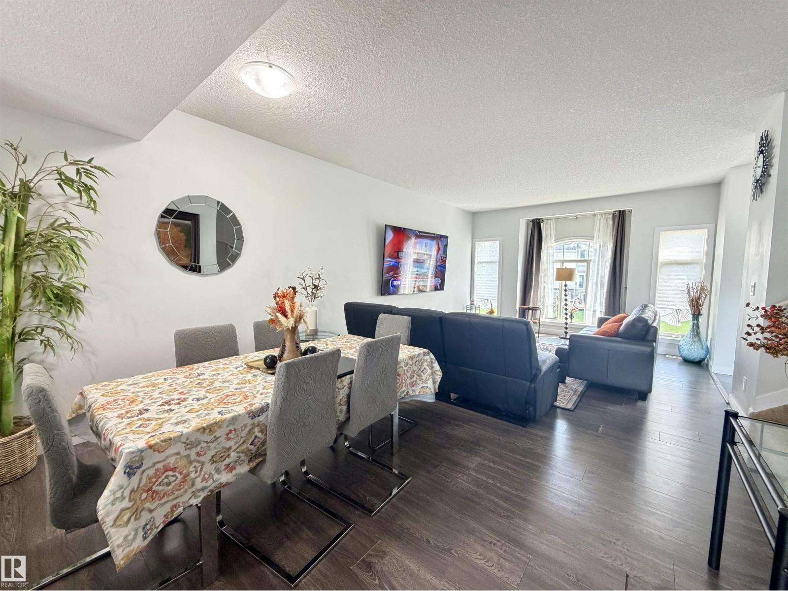 #29 723 172 ST SW - 12