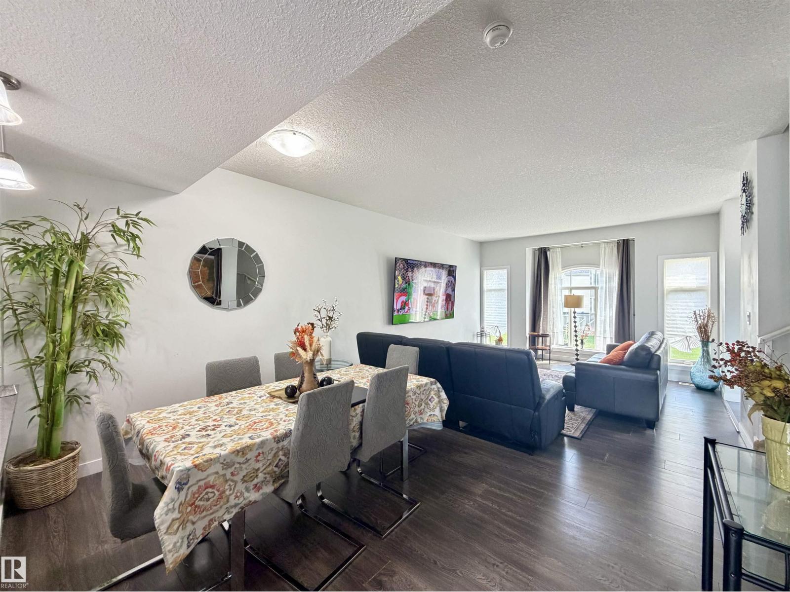 #29 723 172 ST SW - 10
