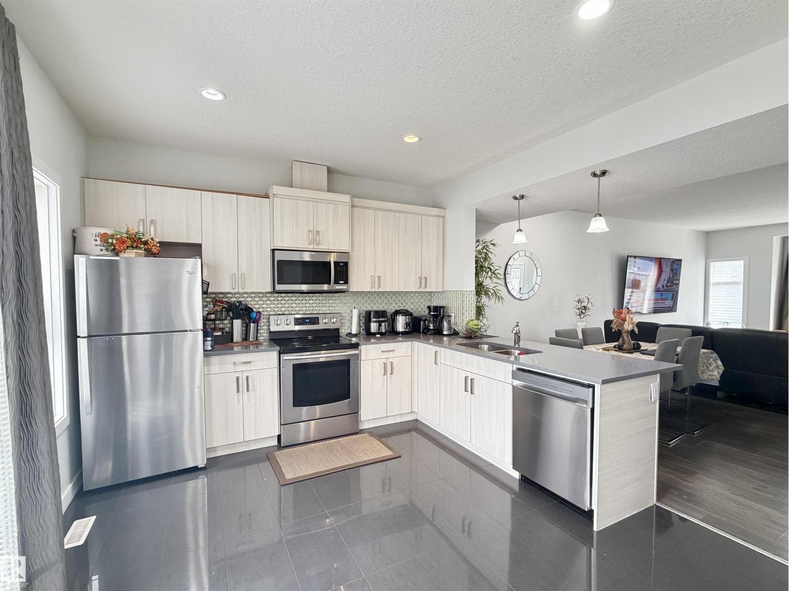 #29 723 172 ST SW - Image 13