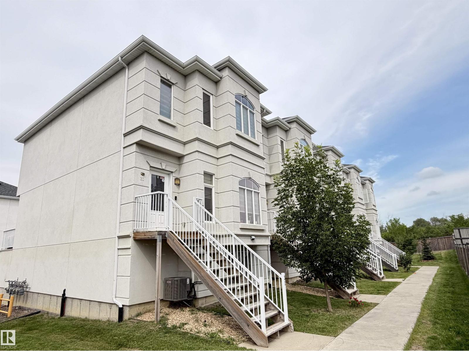 #29 723 172 ST SW - 1