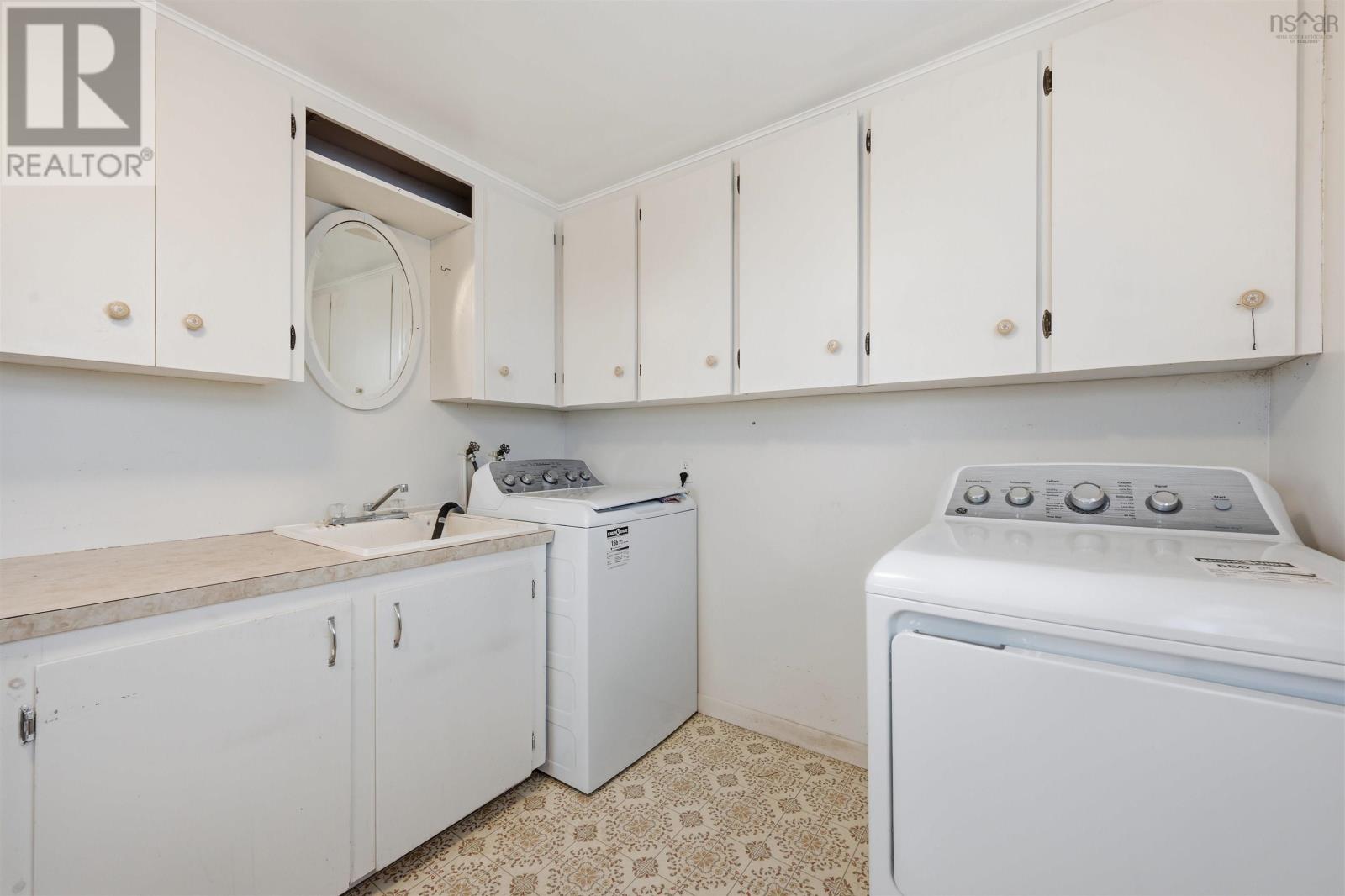 547 Little Harbour Road - 24