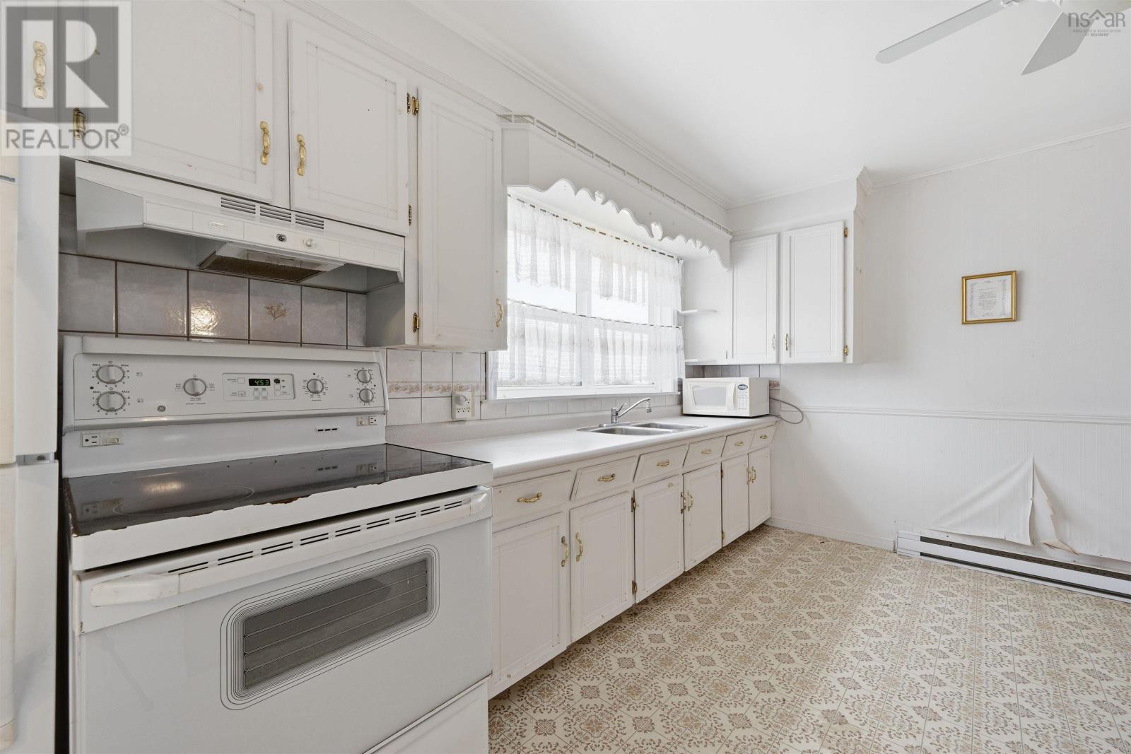 547 Little Harbour Road - 7