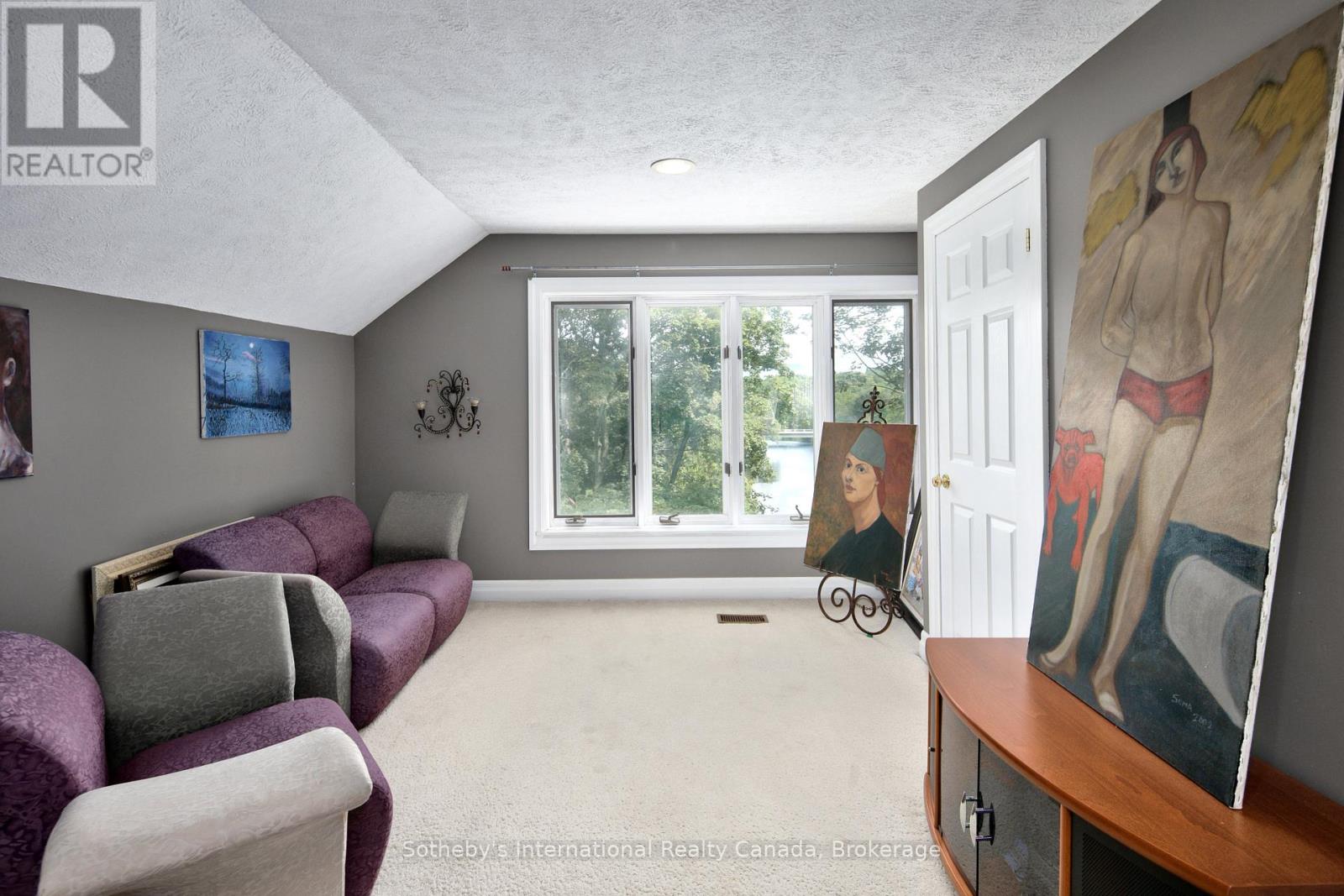 457 2ND AVENUE W - 40