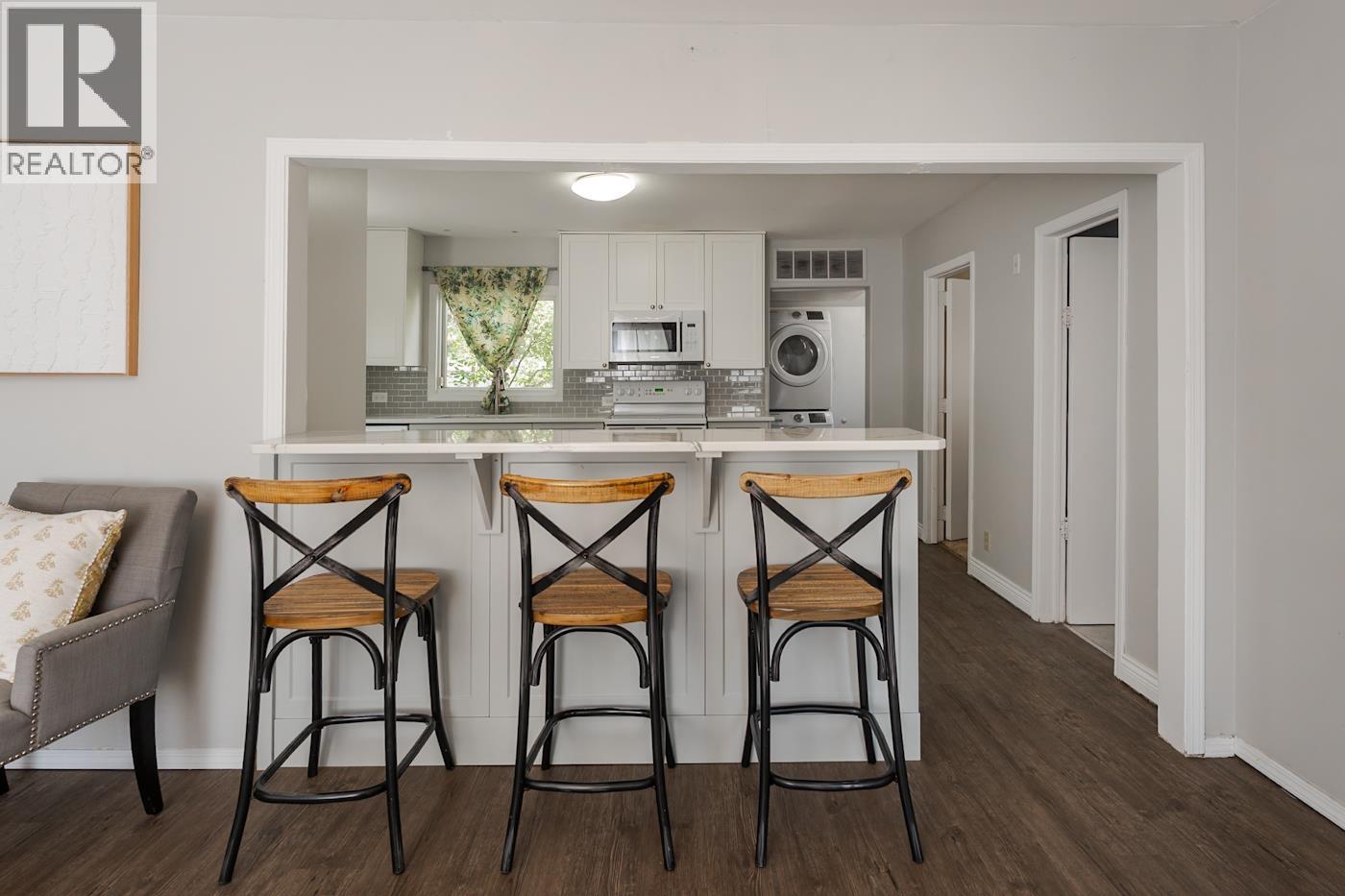 737 IRWIN STREET - 5