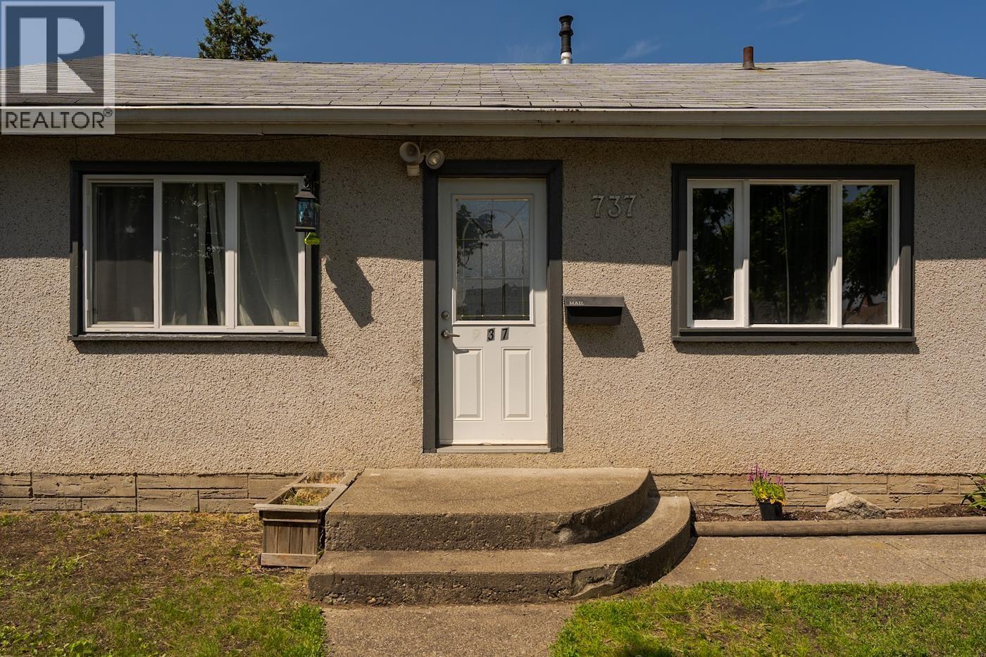 Kitchen of 737 IRWIN STREET · Prince George, BC