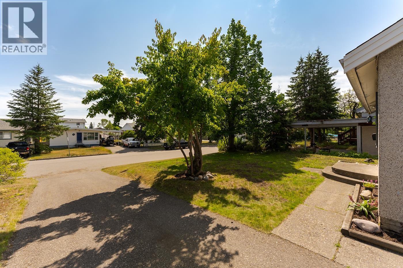 737 IRWIN STREET - 24