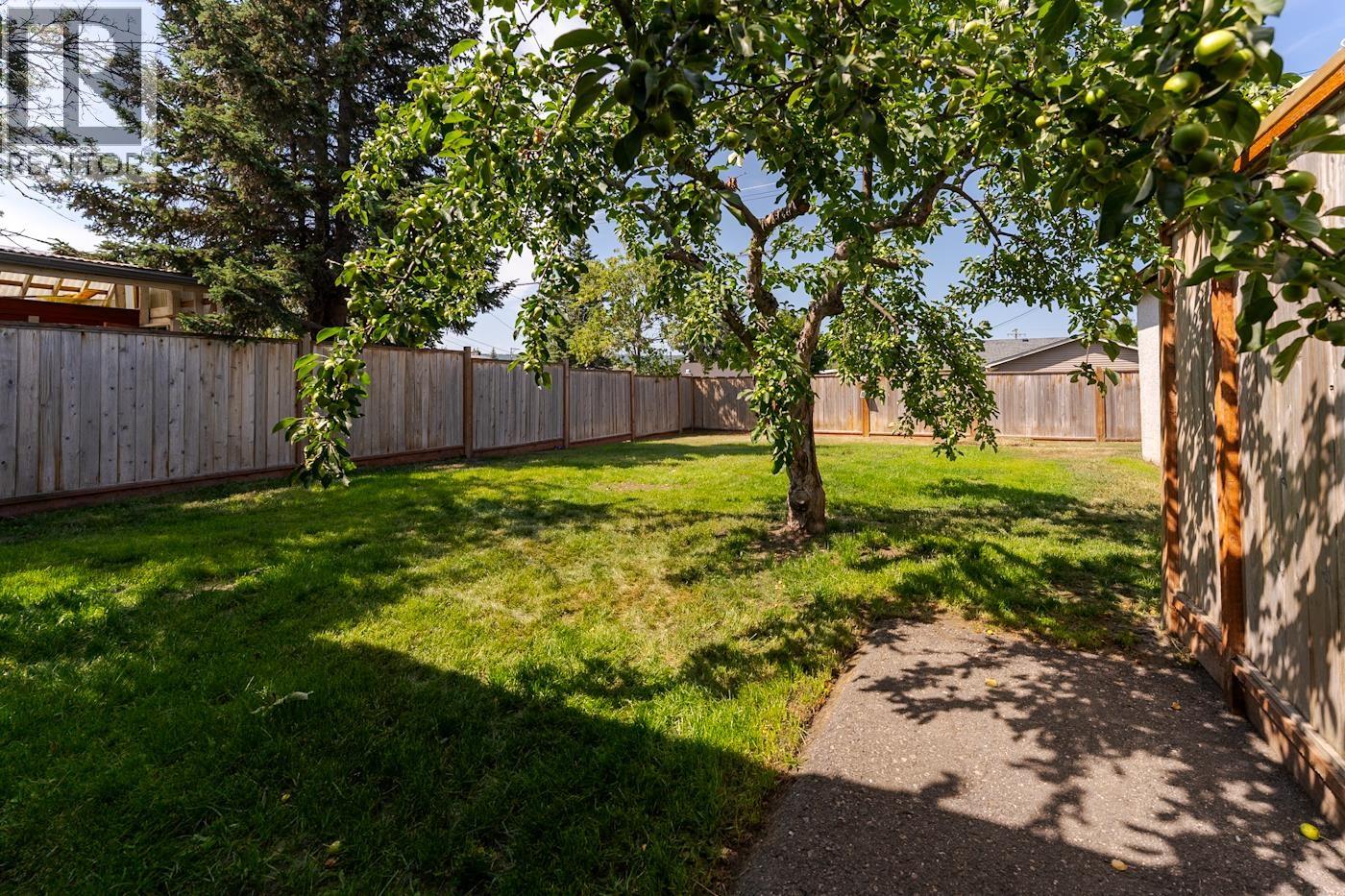 737 IRWIN STREET - 31