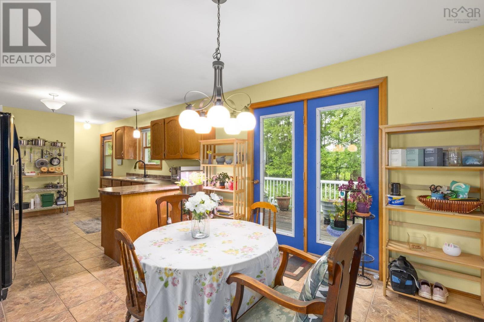 91 Meadowland Avenue - 7