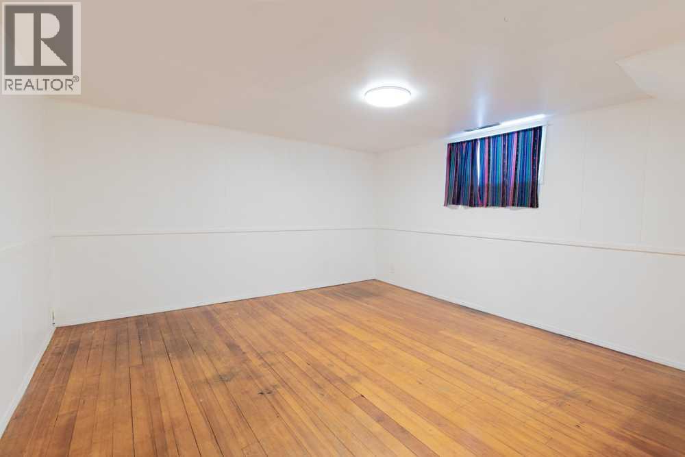 1118 12B Street S - 10