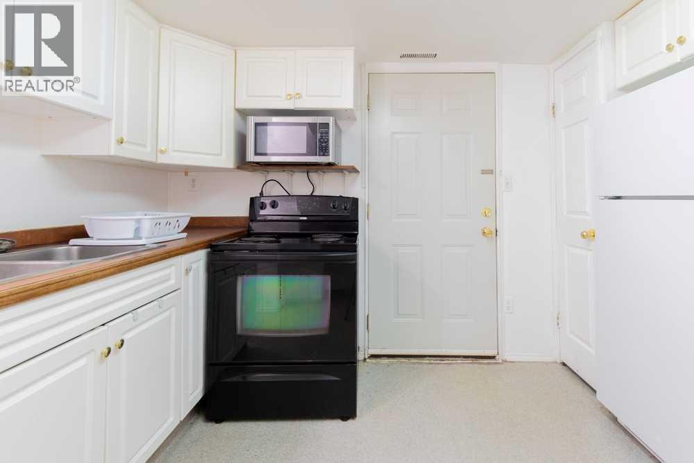 1118 12B Street S - 15