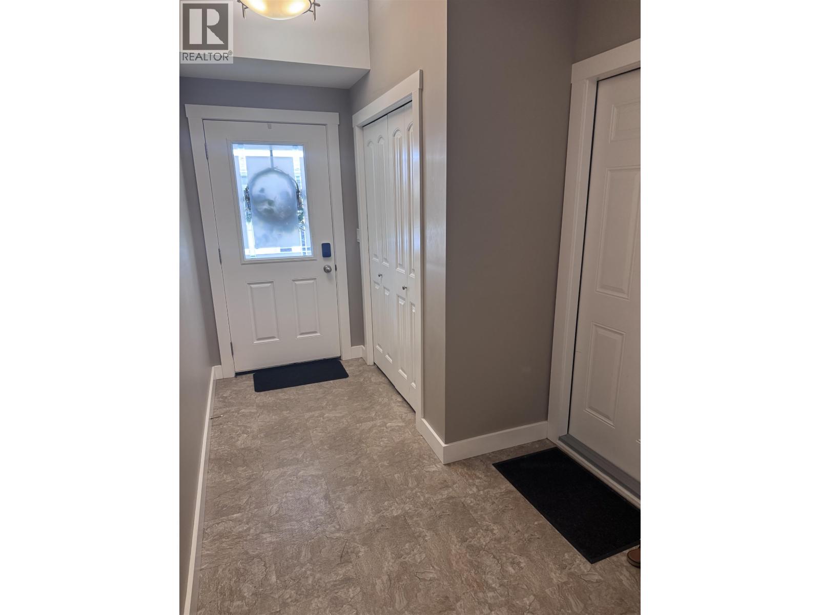 124 10104 114A AVENUE, Fort St. John