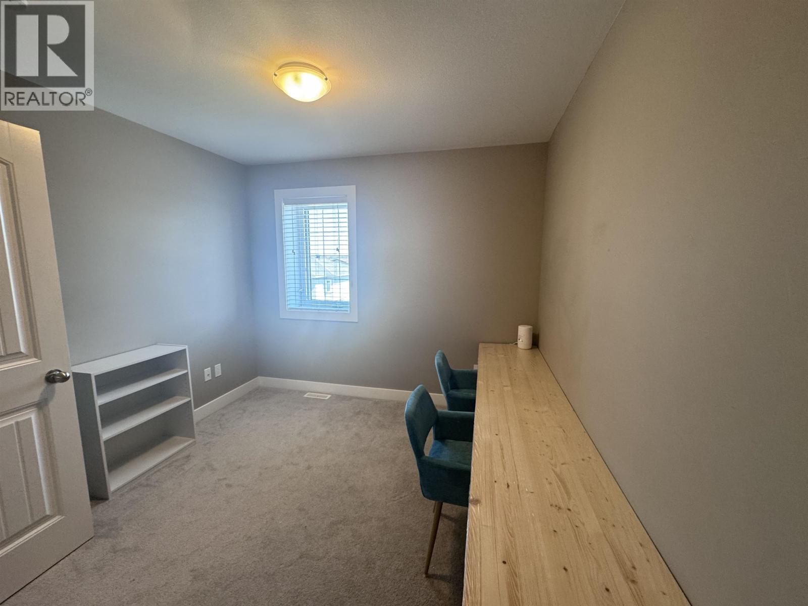 124 10104 114A AVENUE, Fort St. John