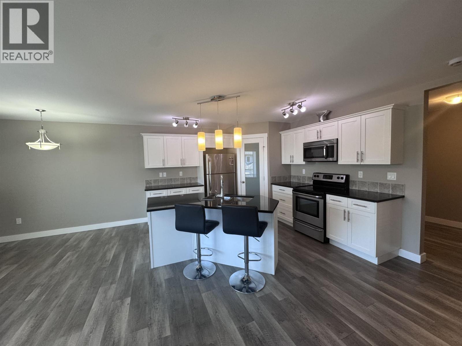124 10104 114A AVENUE, Fort St. John