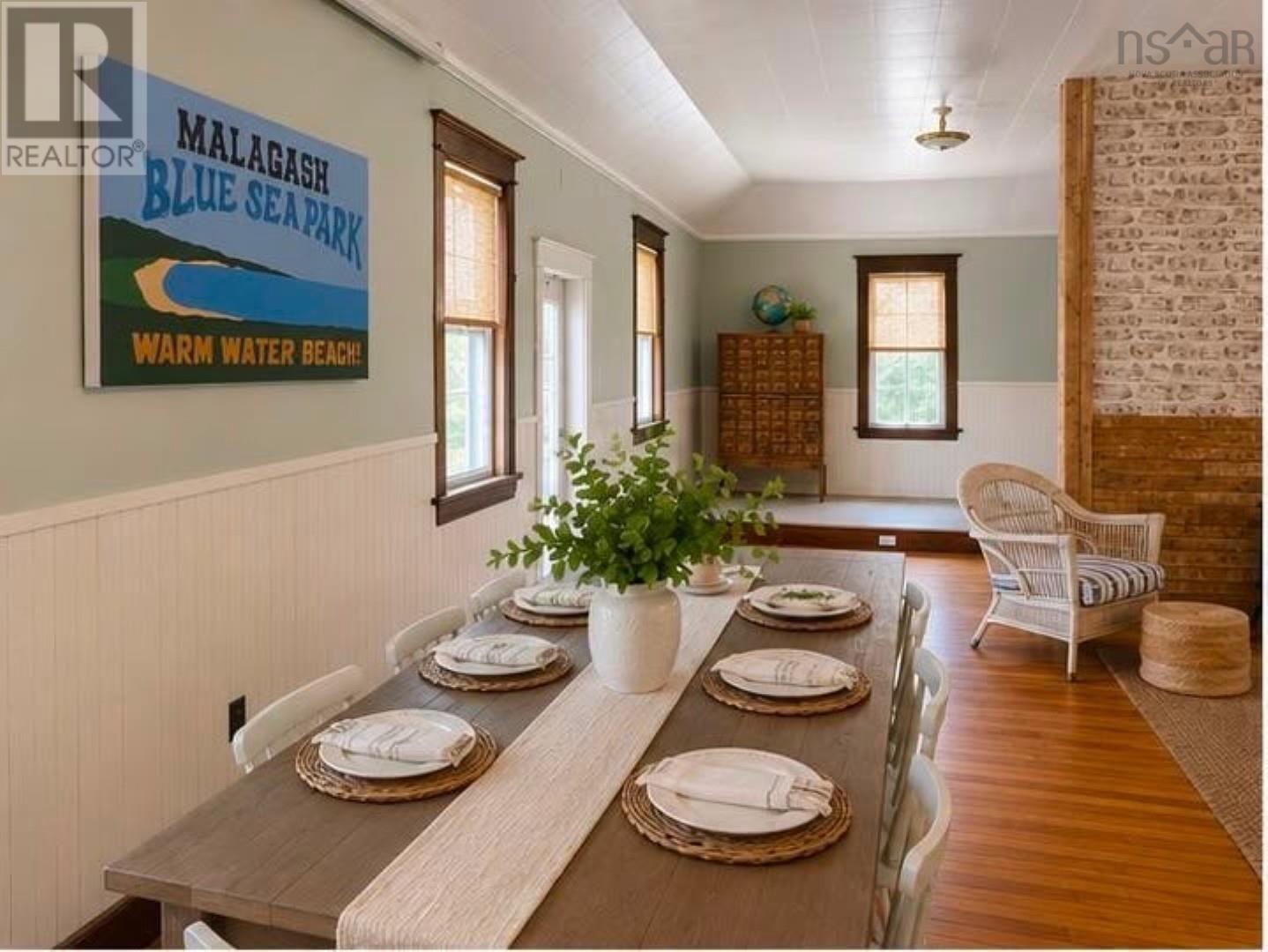 2120 MALAGASH Road - 13