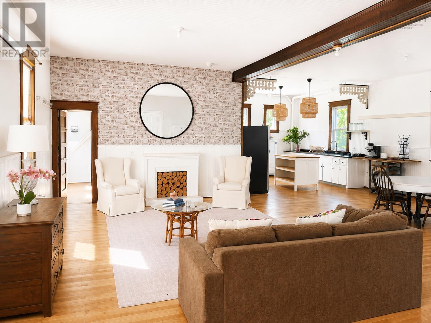 2120 MALAGASH Road - 5