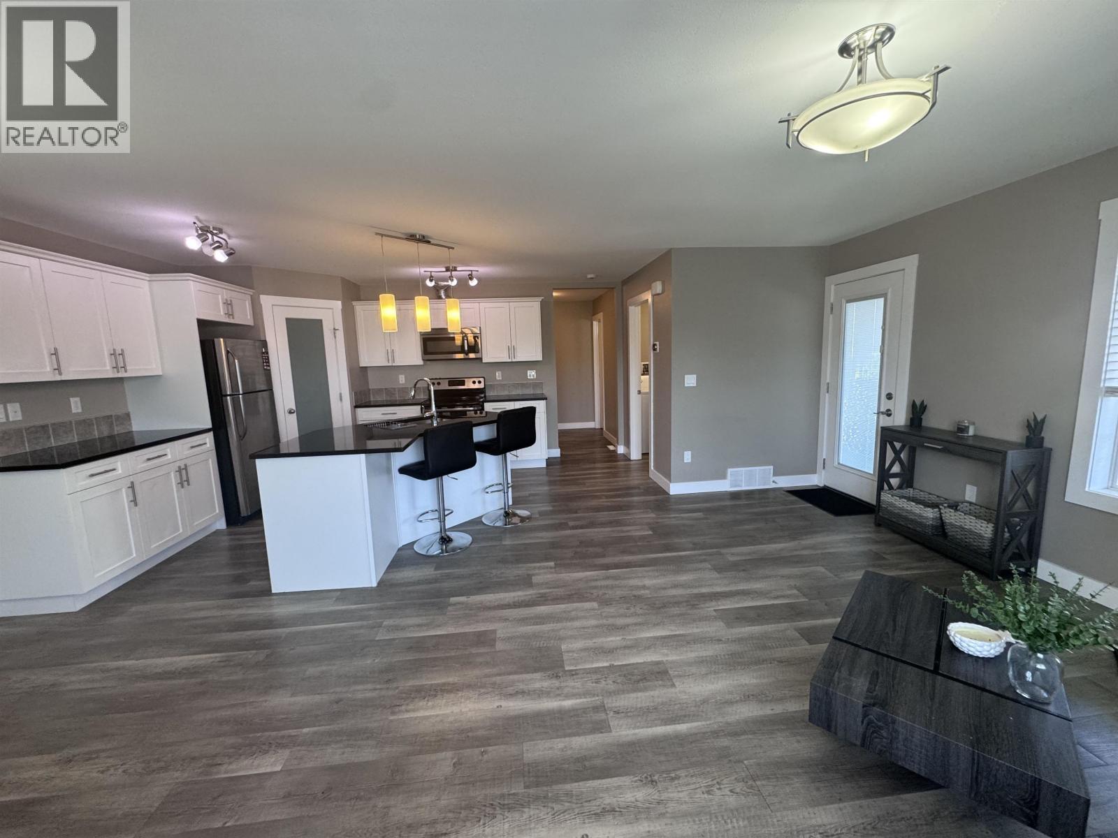 124 10104 114A AVENUE, Fort St. John