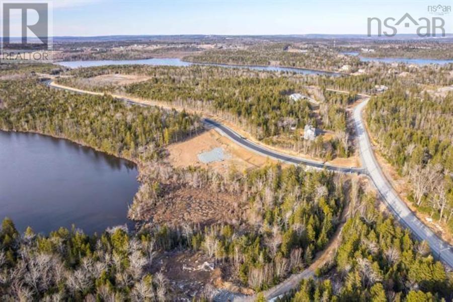 773 Voyageur Way, Hammonds Plains — photo 2