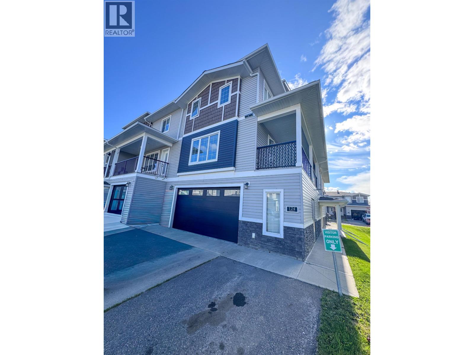 124 10104 114A AVENUE, Fort St. John