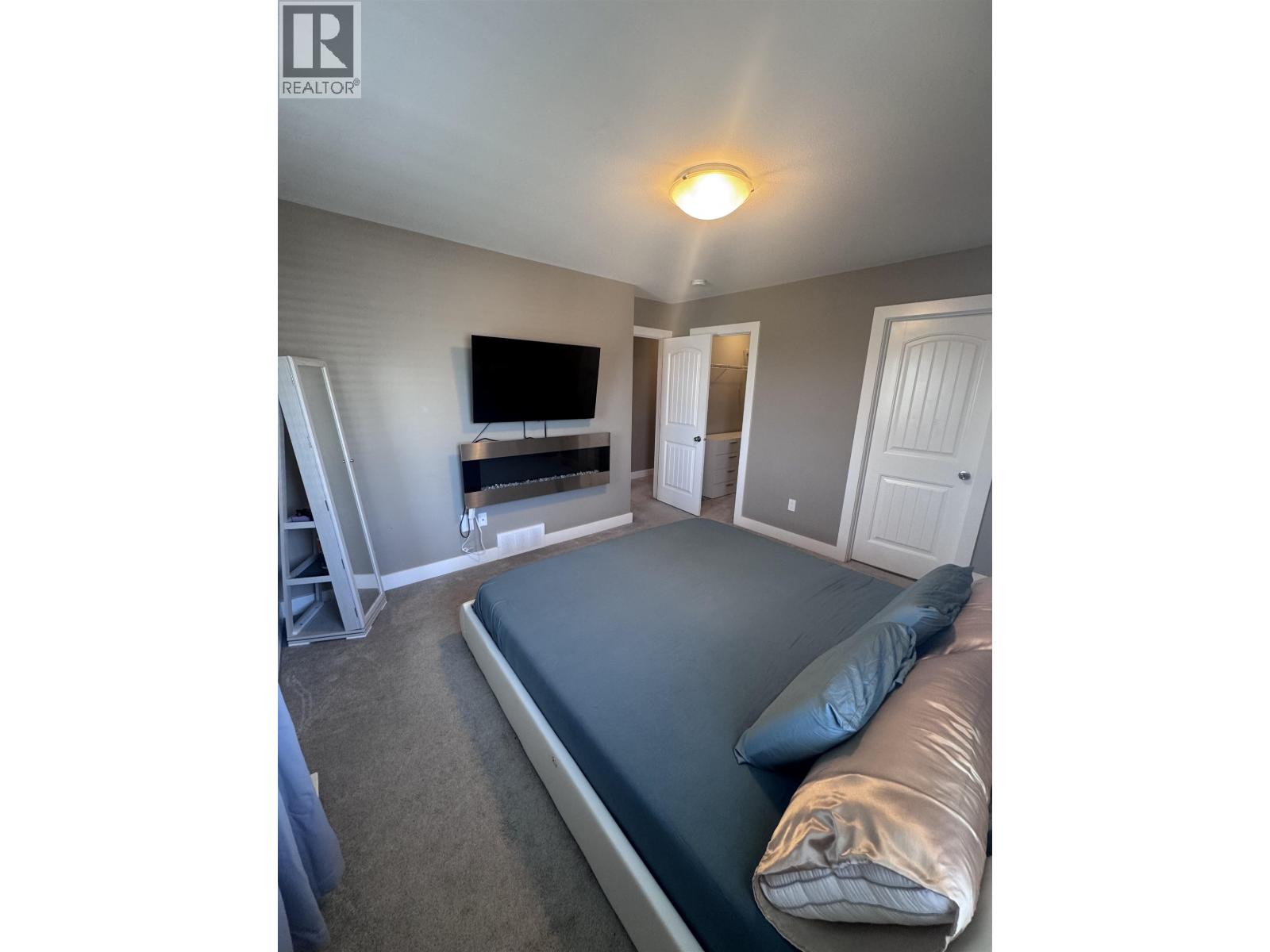 124 10104 114A AVENUE, Fort St. John