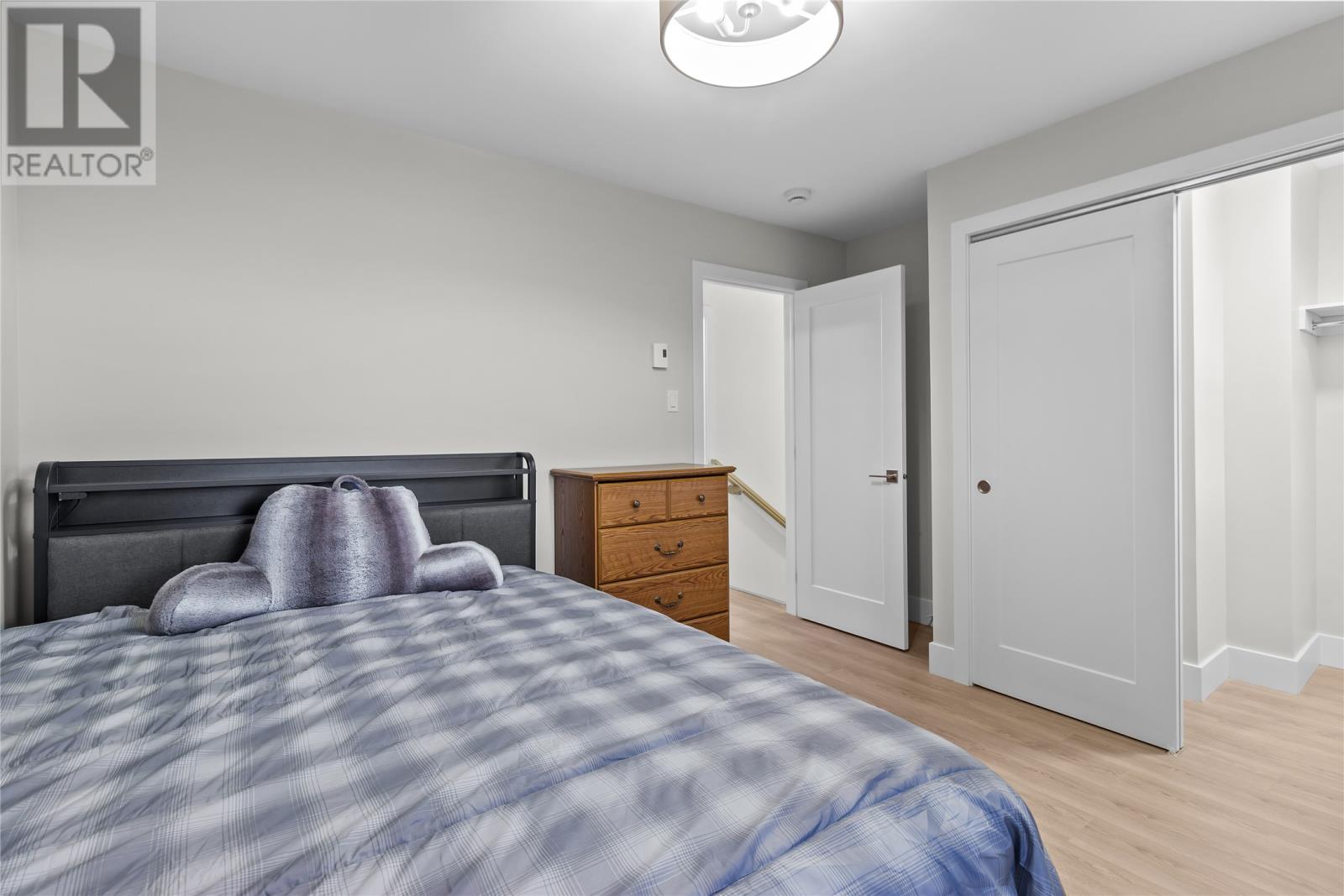 24 Spruce Grove Place - 17