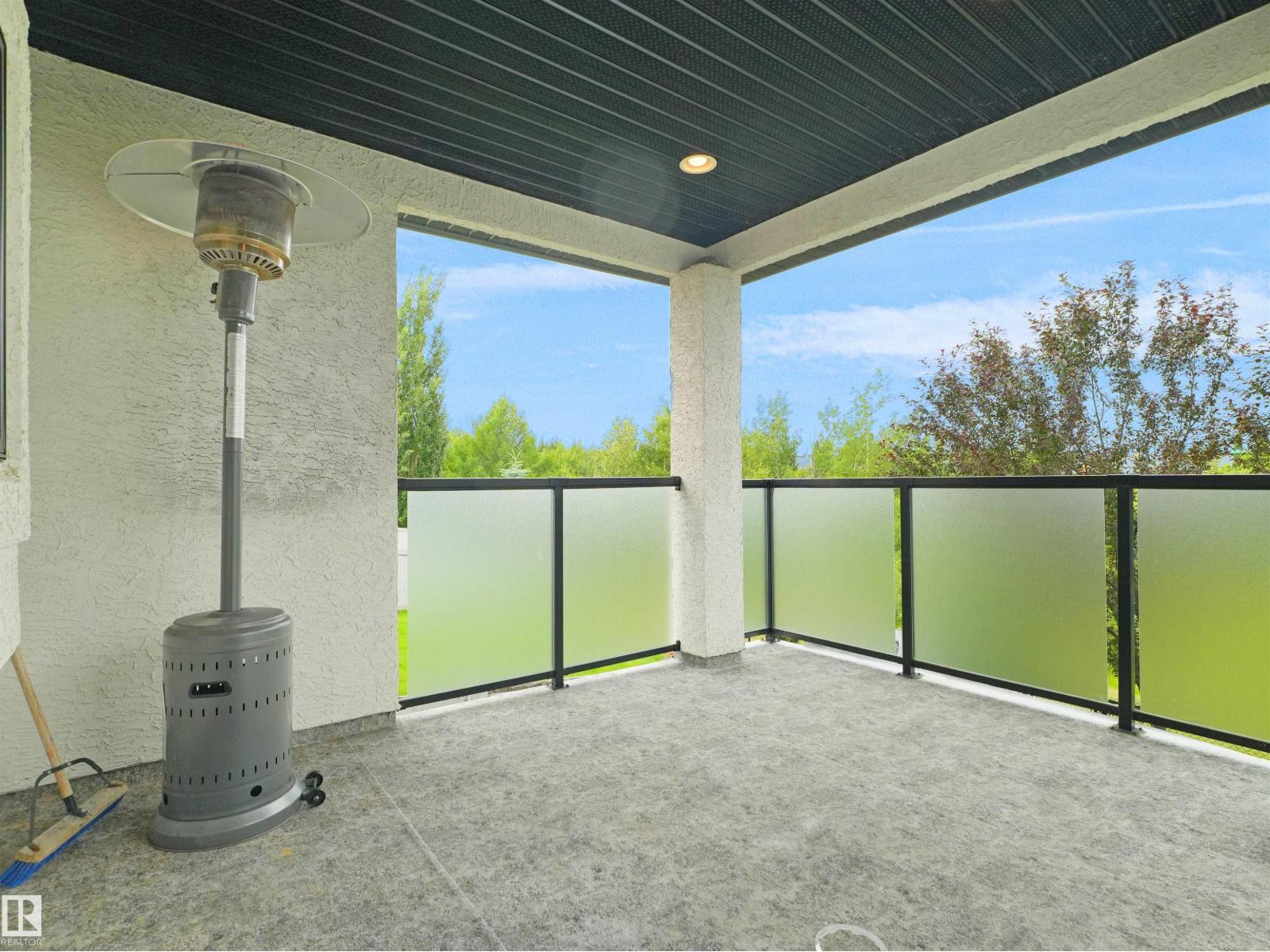 3136 35 AV NW - 10