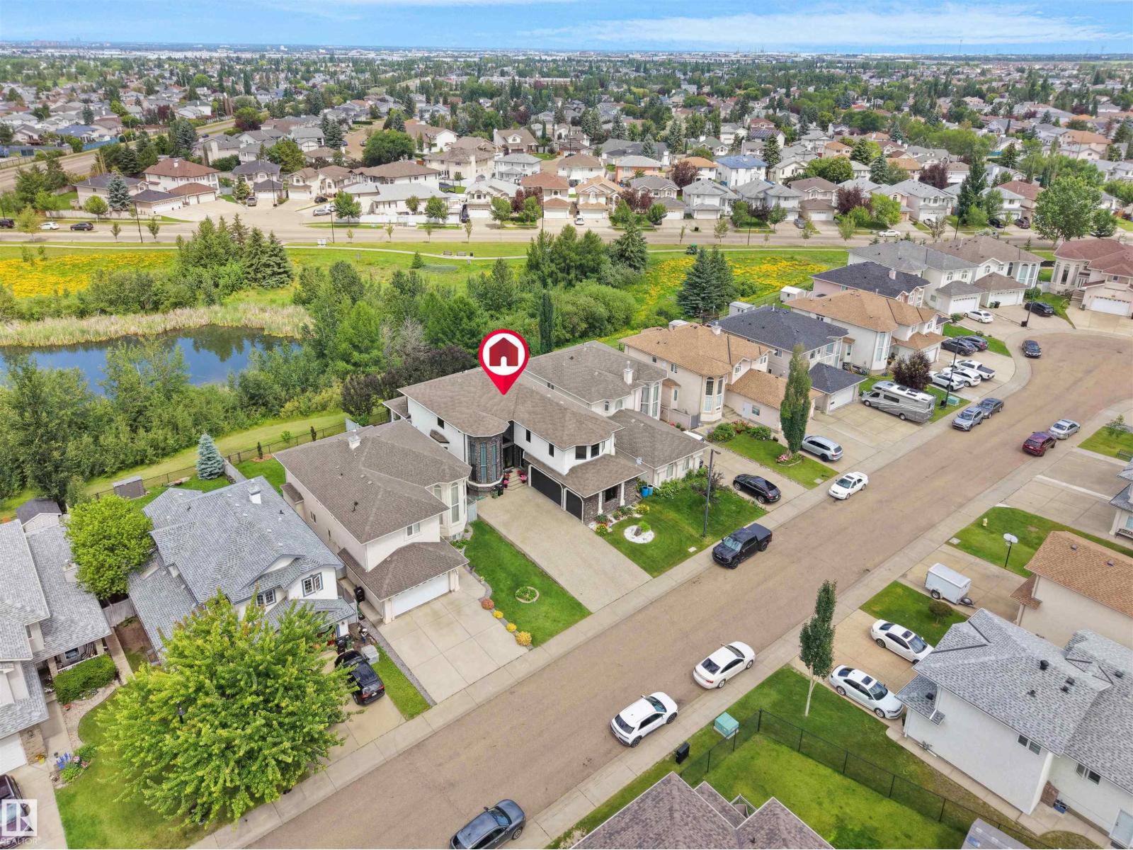 3136 35 AV NW - 2