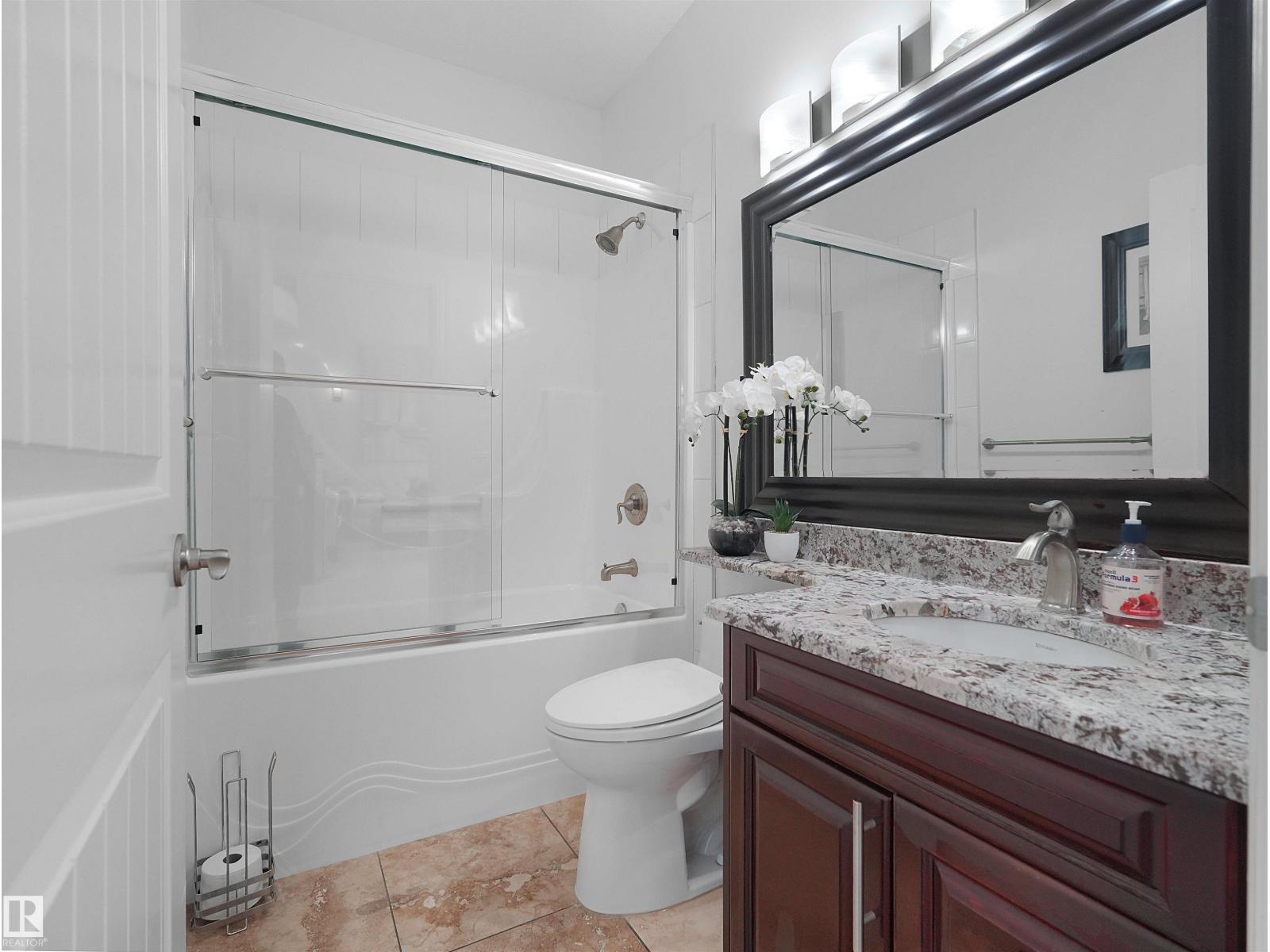 3136 35 AV NW - 23