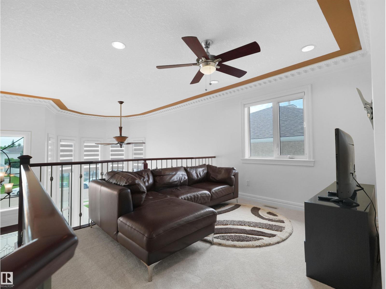 3136 35 AV NW - 26