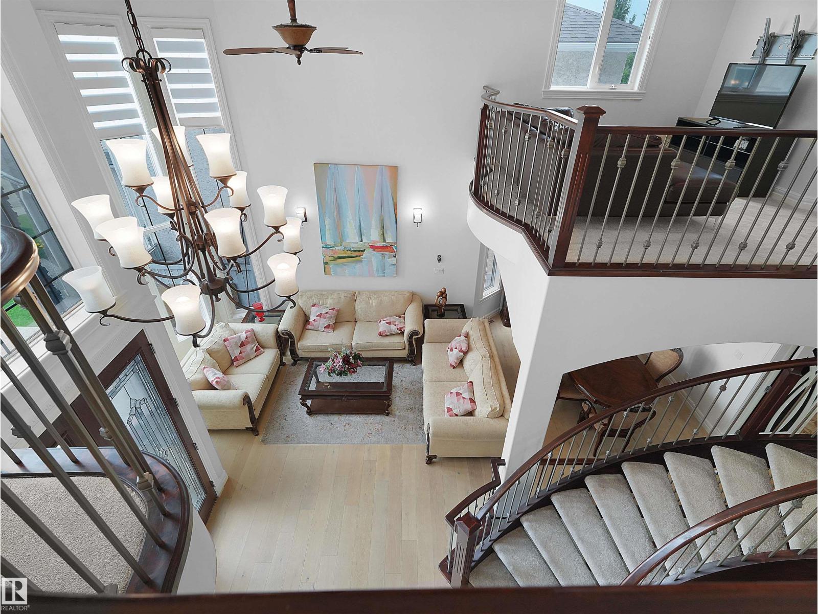 3136 35 AV NW - 4