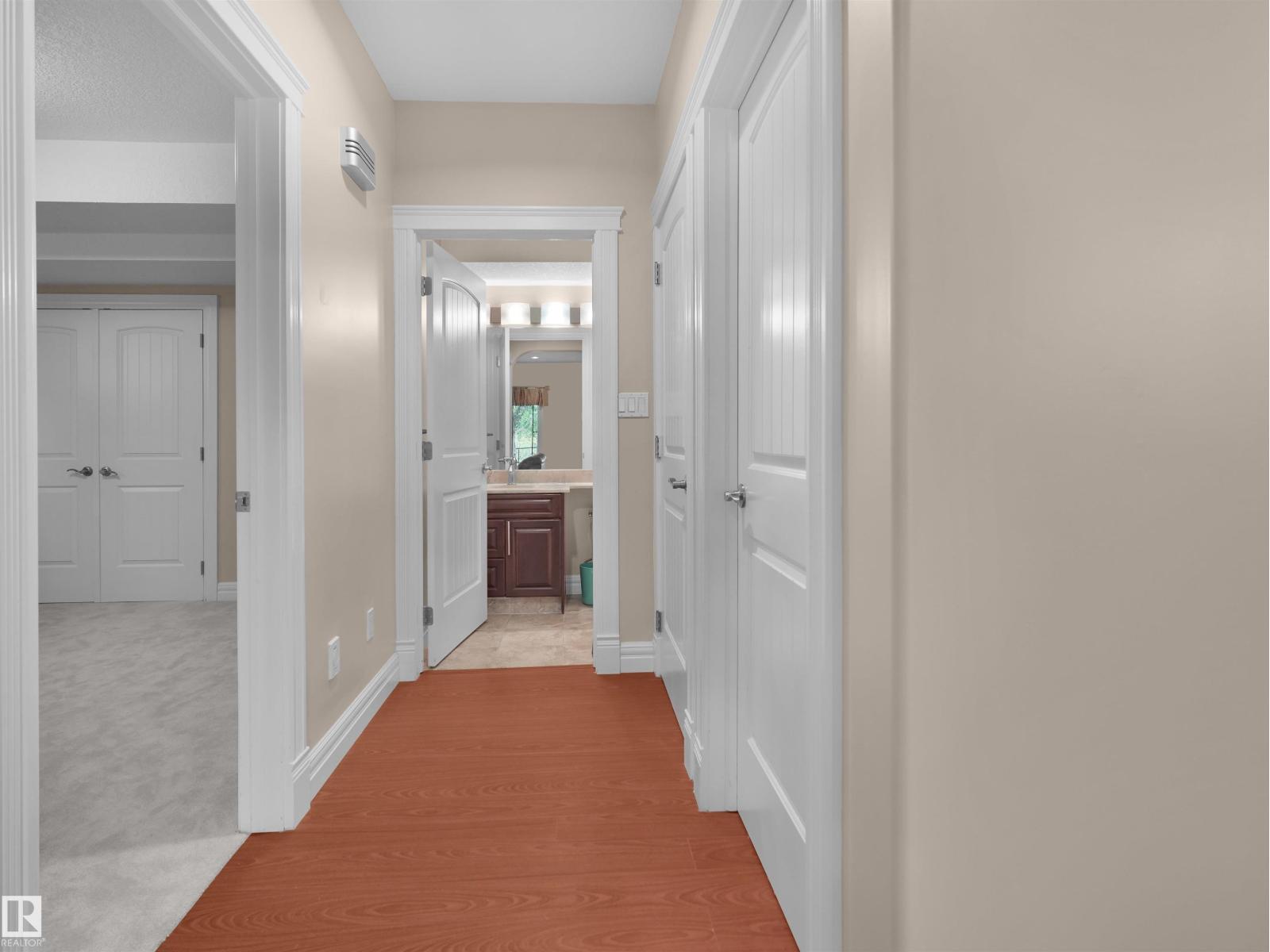 3136 35 AV NW - 48
