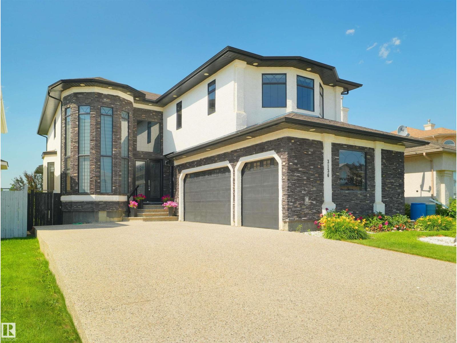 3136 35 AV NW - 54