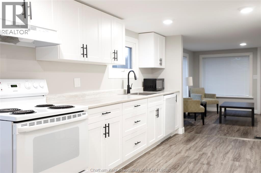 97 Taylor AVENUE - 8