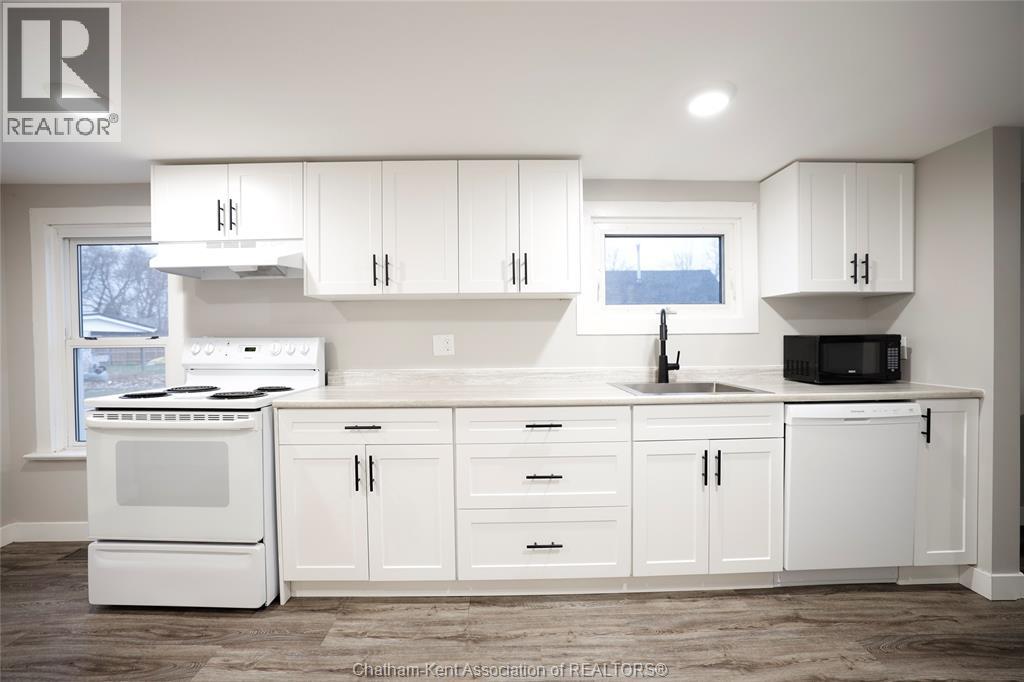 97 Taylor AVENUE - 9