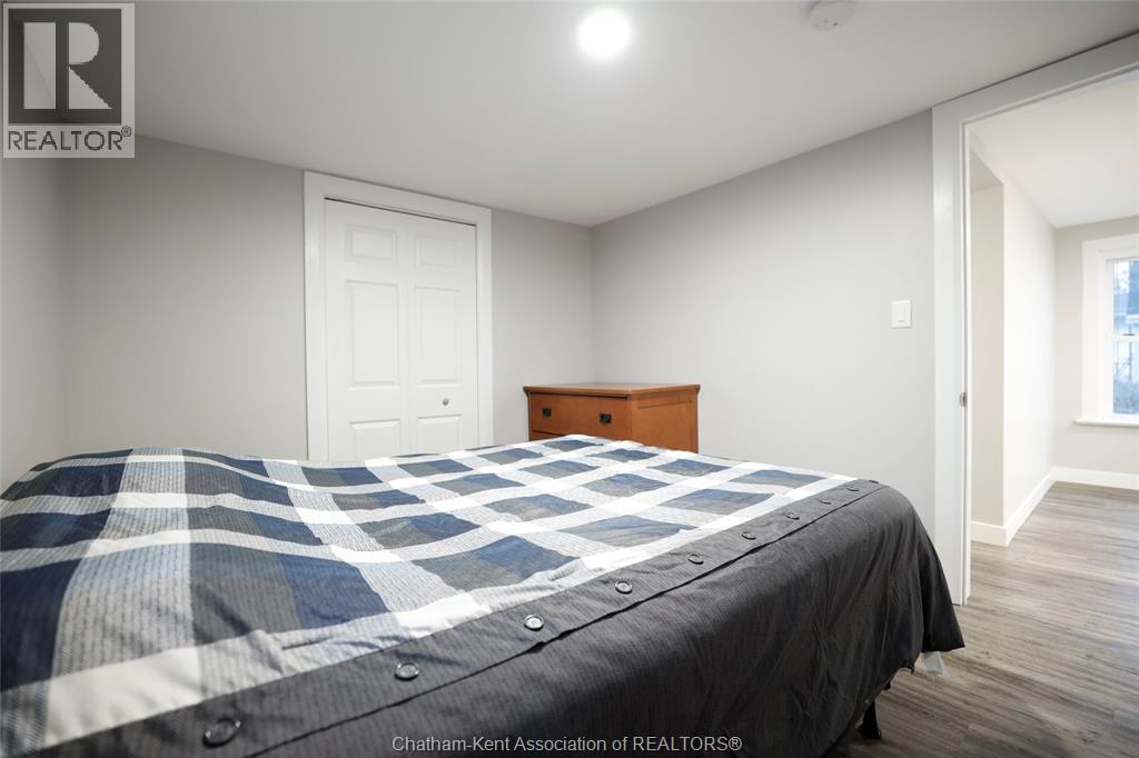 97 Taylor AVENUE - 18
