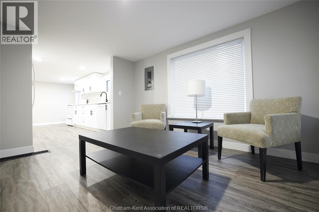 97 Taylor AVENUE - 6