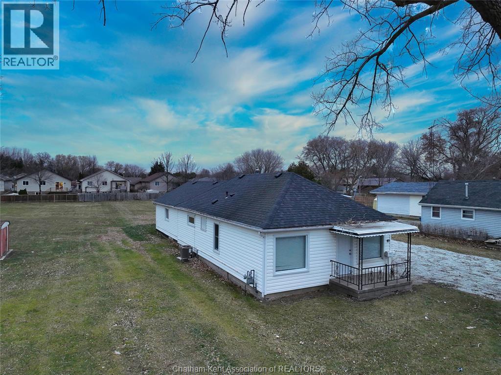 97 Taylor AVENUE - 2