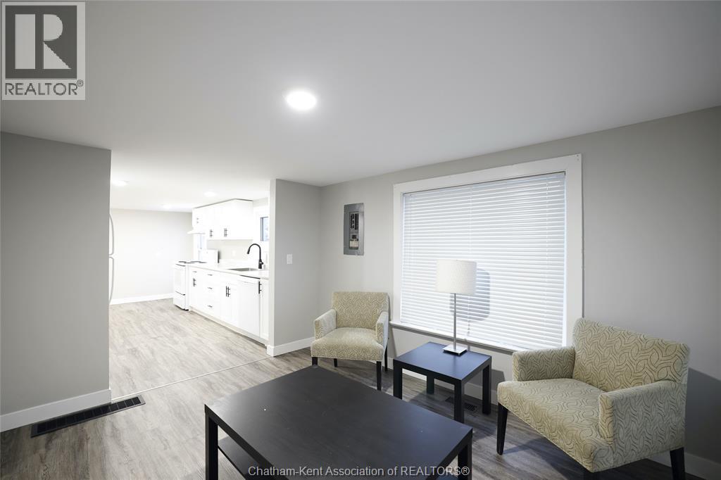 97 Taylor AVENUE - 5