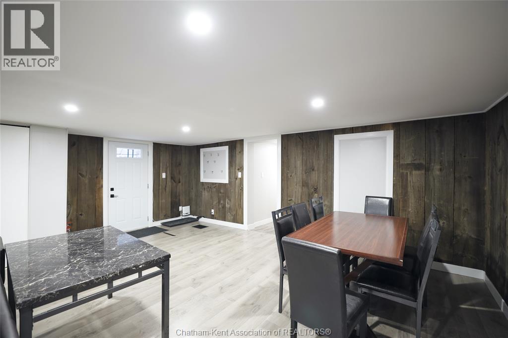 97 Taylor AVENUE - 20