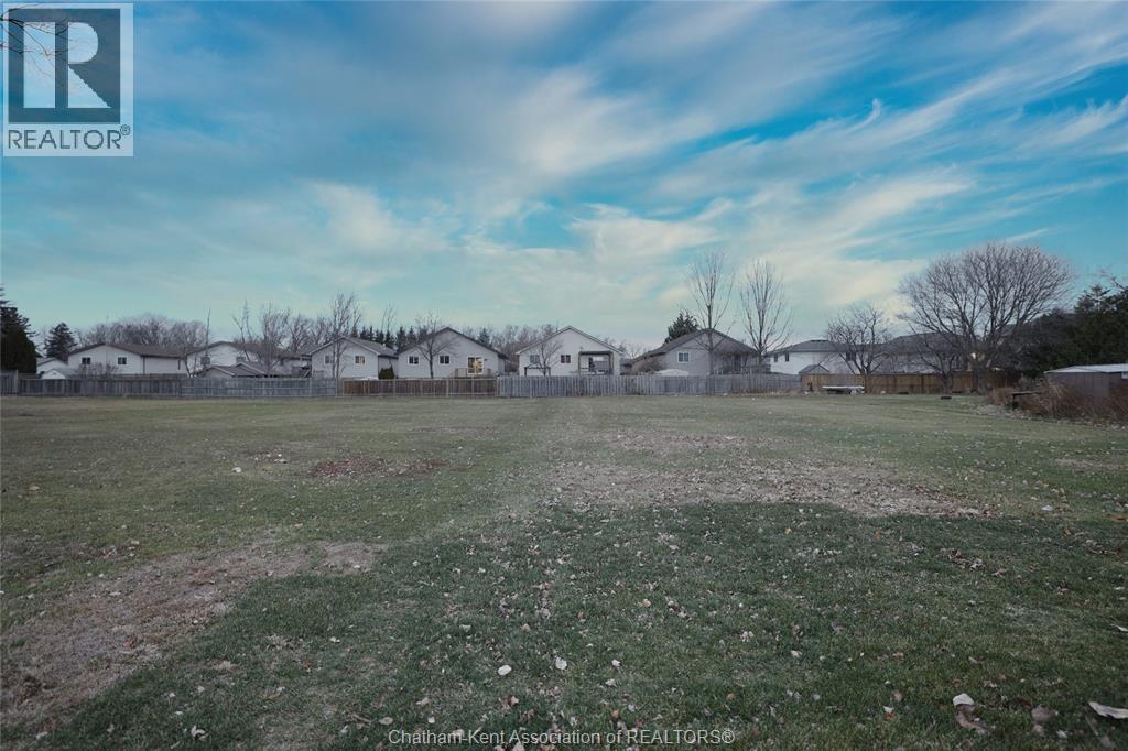97 Taylor AVENUE - 23