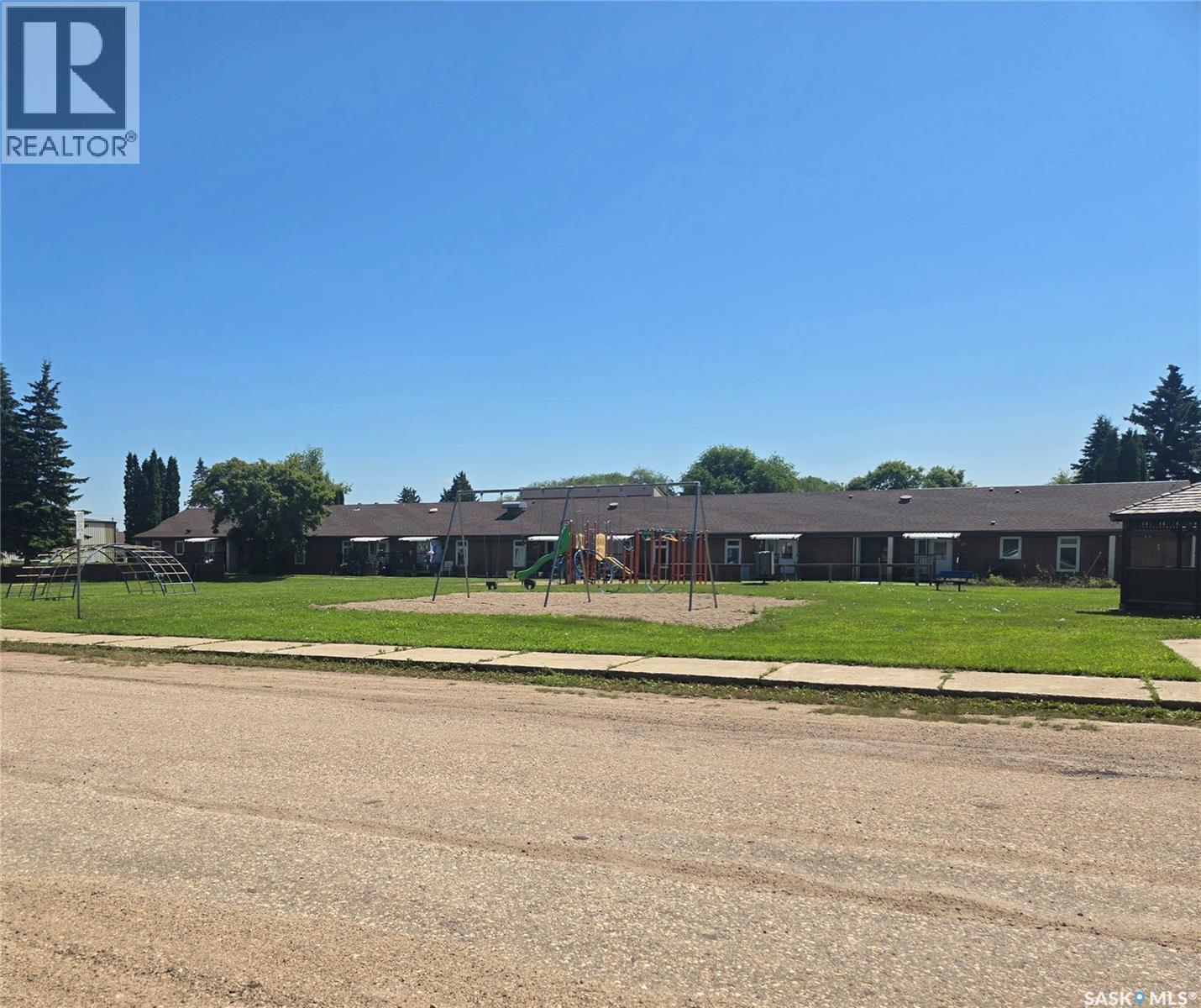 313 2nd AVENUE E - 29